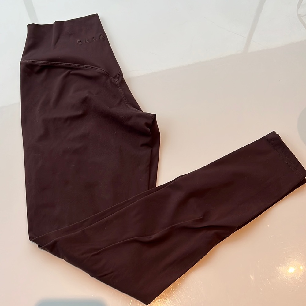 Balance Athletica Cloud Pants in Chocolate Brown